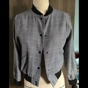 Shinestar Black and Gray Bomber Jacket with Modern Minimalist Design